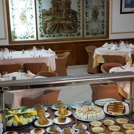 Gasthuis Olympia Ronda 3*